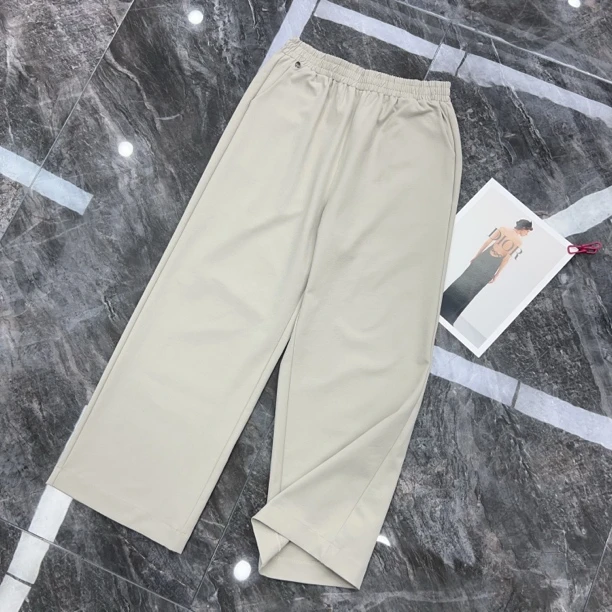 8501休闲百搭阔腿九分裤（衣长90左右）