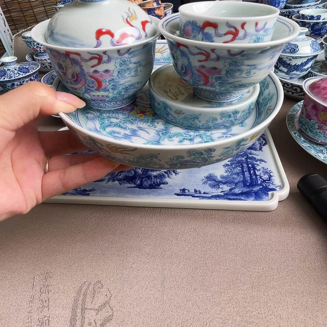 滕***兮景德镇瓷器精品名
