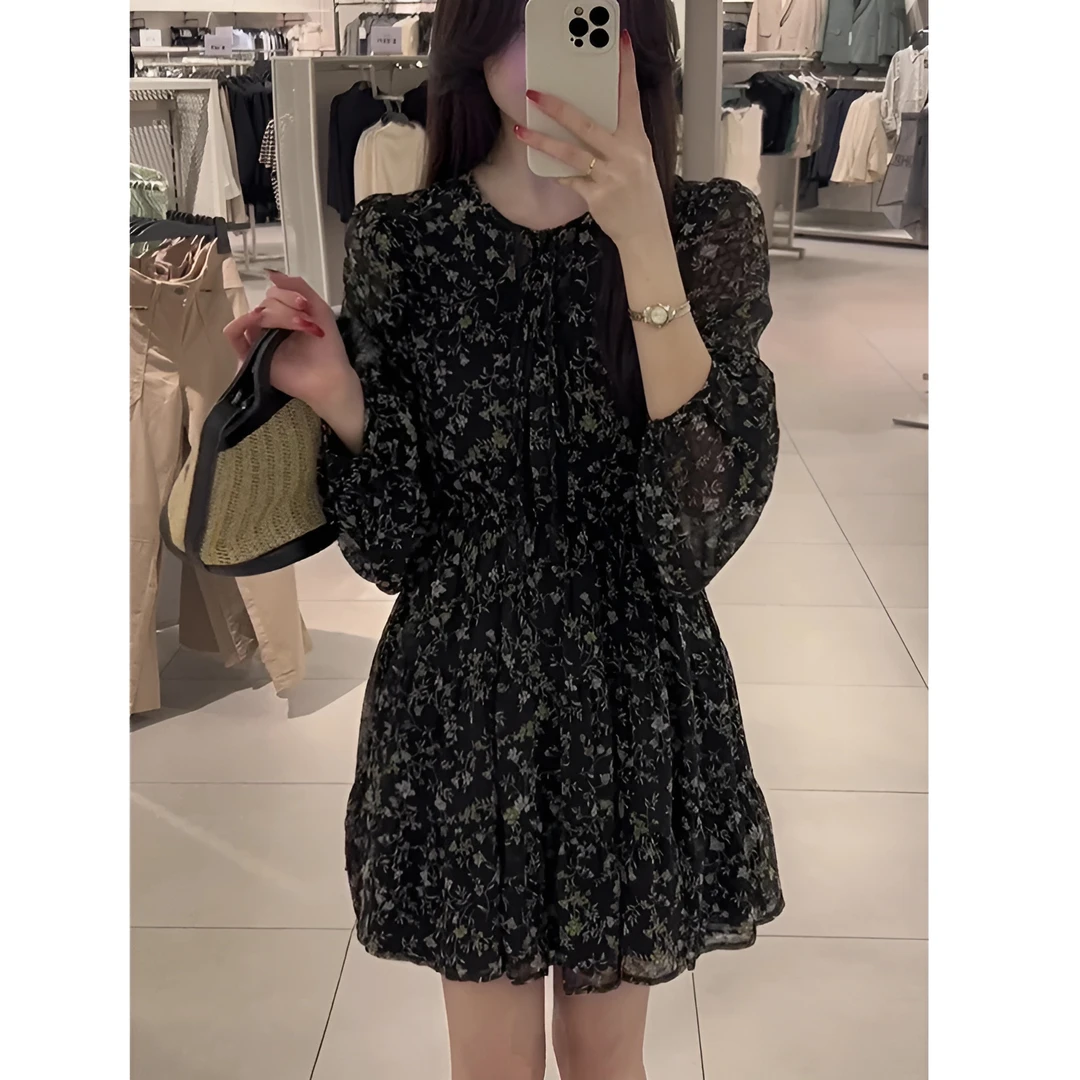 法式茶歇黑色碎花连衣裙女2025新款春季小个子气质洋气超好看短裙