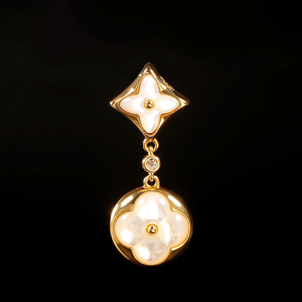 【佳佳专属】18k金白贝母老花双花吊坠（不含链） 时尚