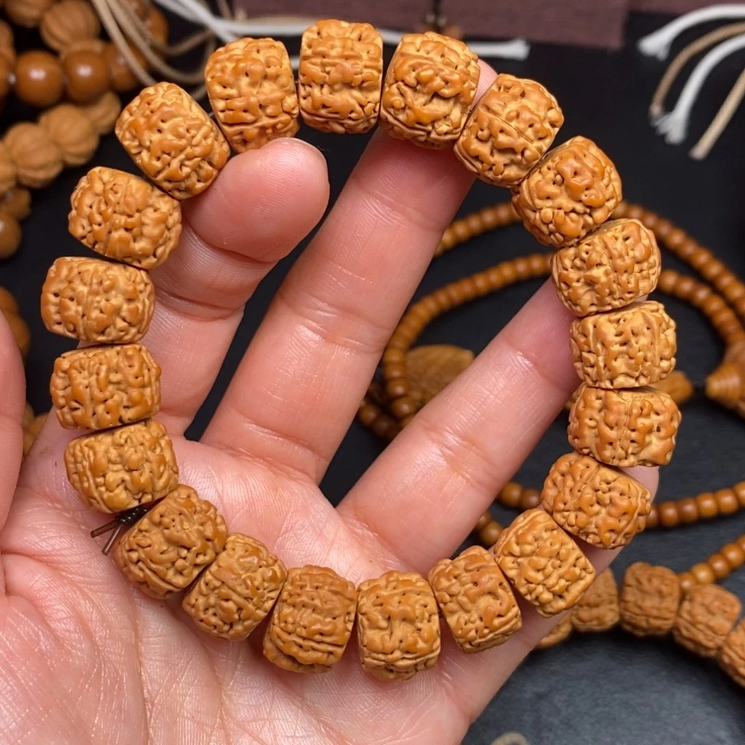 吊坠猴头核桃橄榄猴头