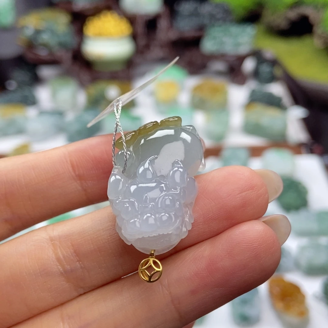 翡翠未镶嵌颈饰A18 金镶大肚金钱貔貅