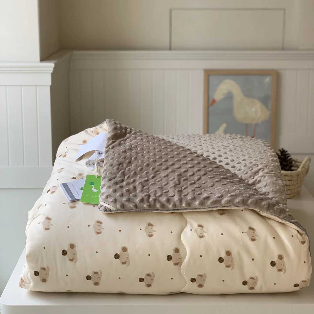秋冬新款简约全棉豆豆绒春秋被200×230可水洗大豆纤维保暖被芯