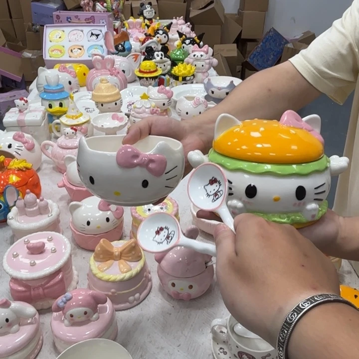 瓷片我在外面吃饭了哈哈哈