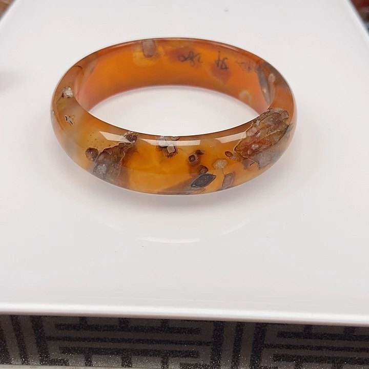 玛瑙/玉髓手镯未镶嵌用****4