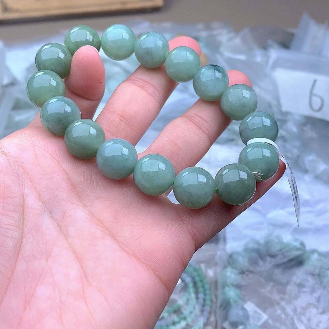 未镶嵌手串定制翡翠