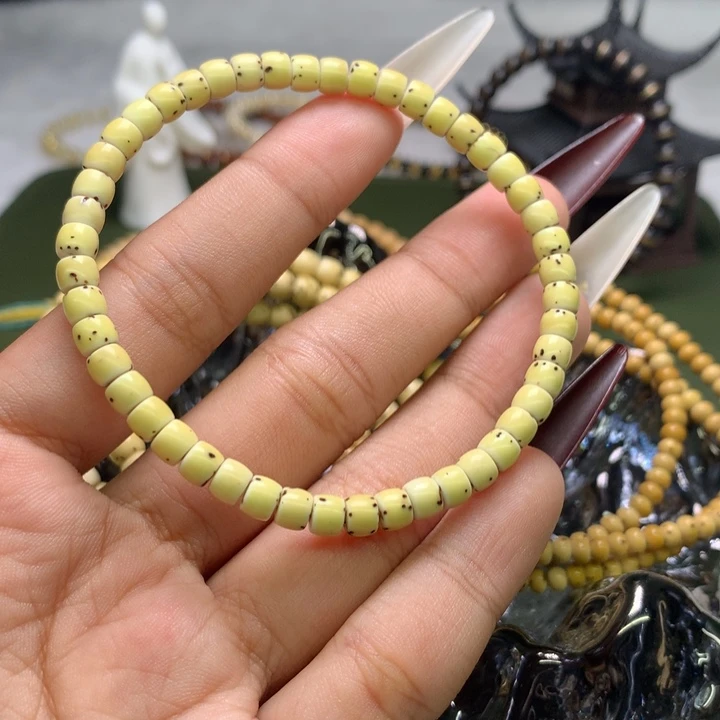 手串星月菩提A12、数星星单圈