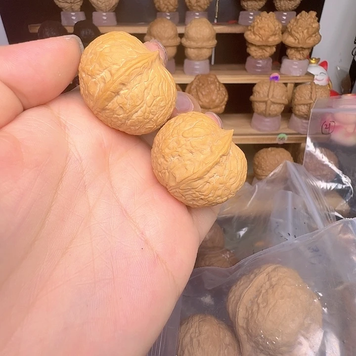 文玩核桃吊坠14号车34尺寸招财进宝