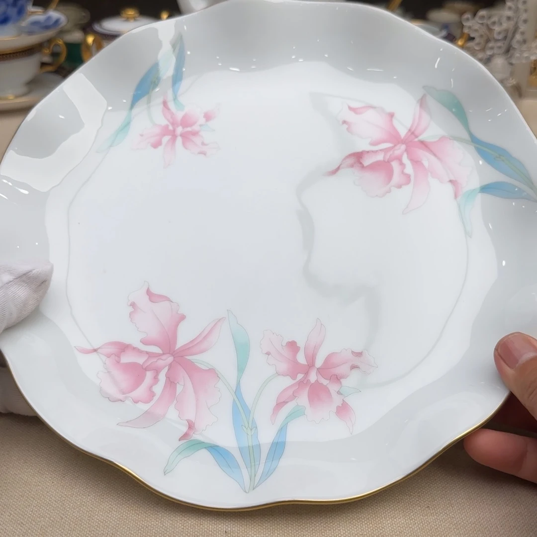 瓷片新号开播 点点关注