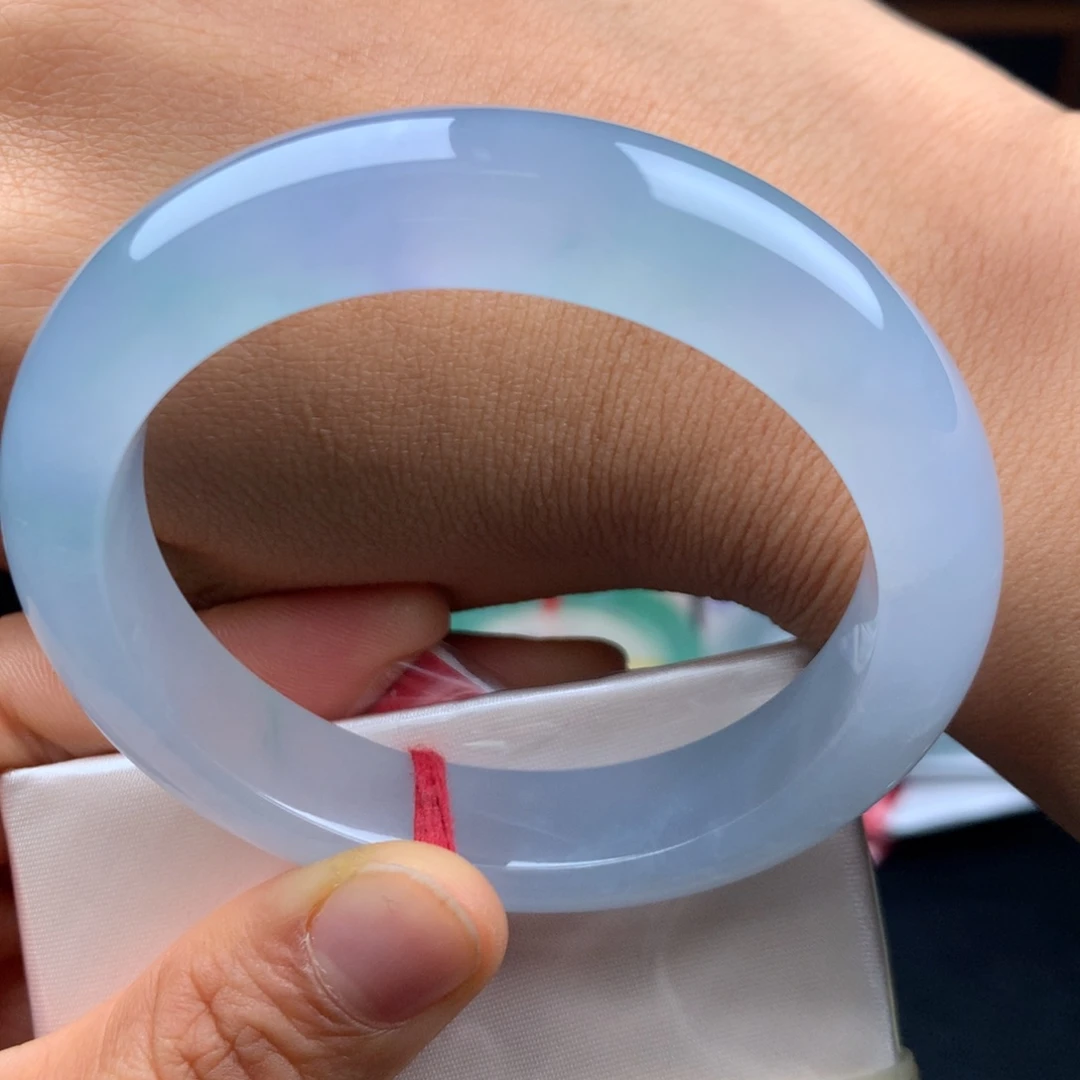 翡翠未镶嵌手镯全条冰透起光0毛孔强推