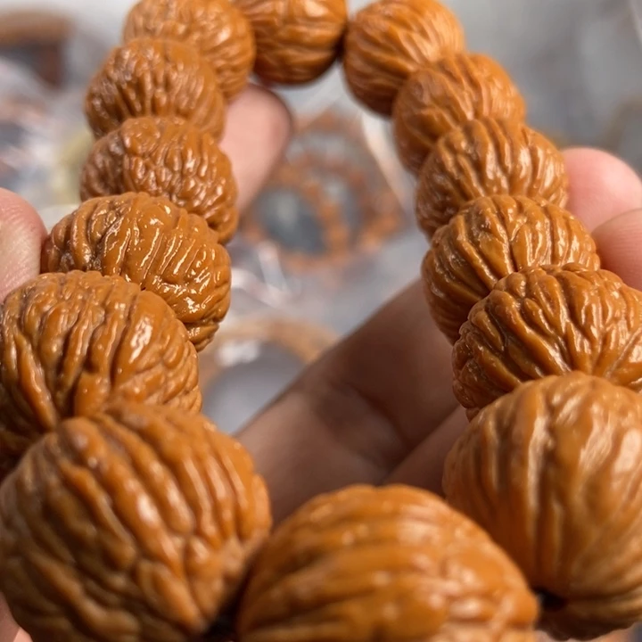 猴头核桃吊坠这么大岁数