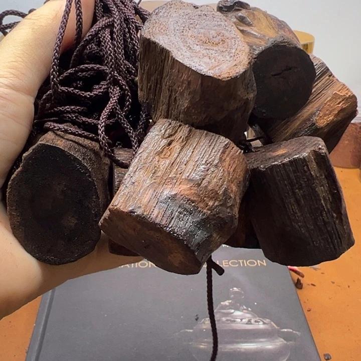 降真香缅甸小叶降真香原木吊坠