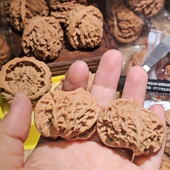 文玩核桃吊坠42异性