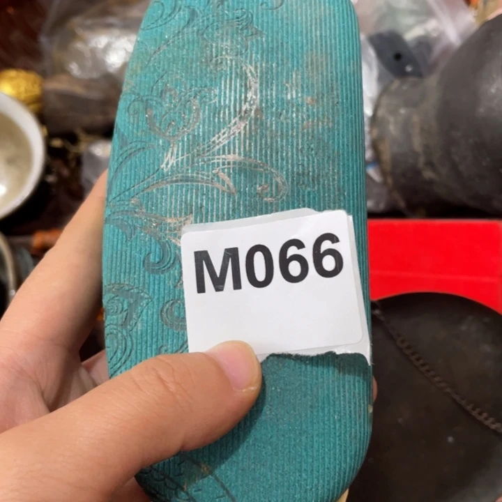 直***雨瓷片直播间火爆热销