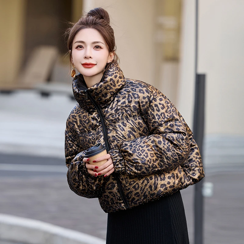 豹纹短款羽绒服女2025年秋冬季新款时尚气质白鸭绒保暖短款外套女