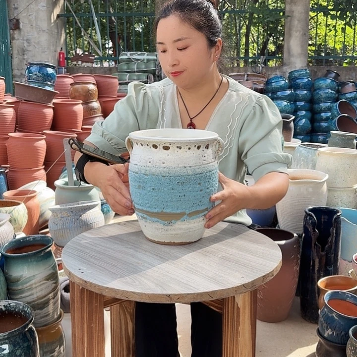 口20高24瑕疵一个盆子。