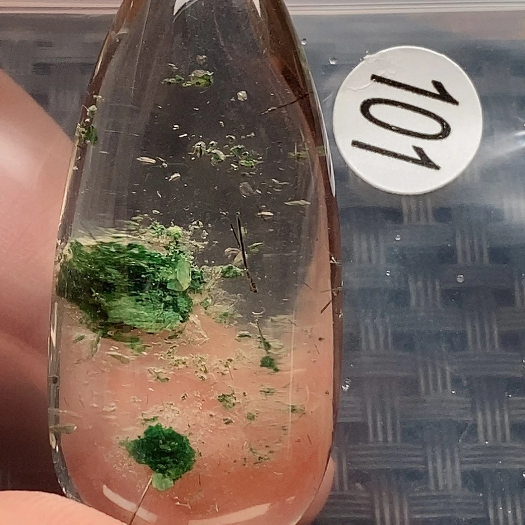 颈饰未镶嵌水晶户****烂