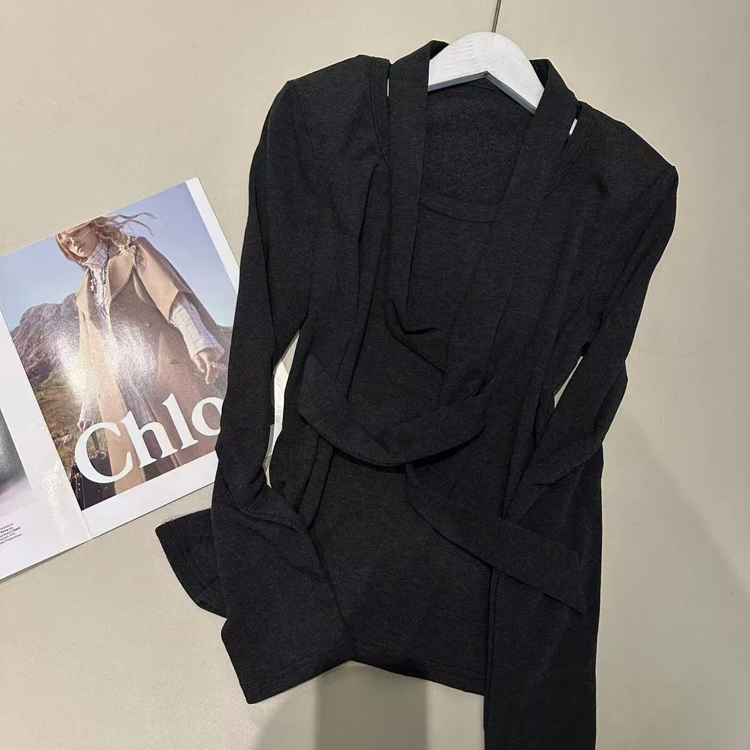 《姚家优麦汇》Y7761冬款磨毛圆领设计感时尚百搭长袖显瘦上衣女