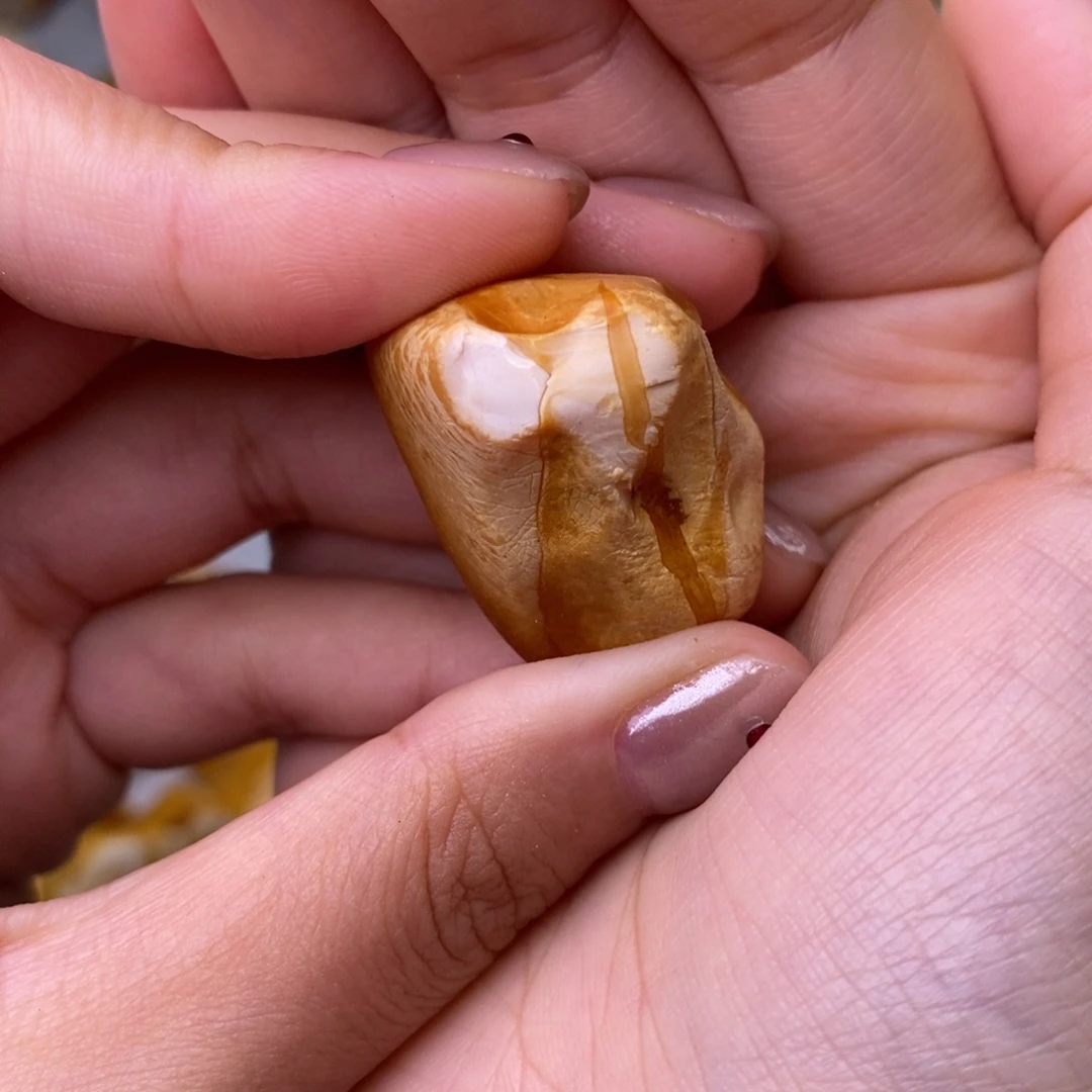 定制琥珀天然蜜蜡