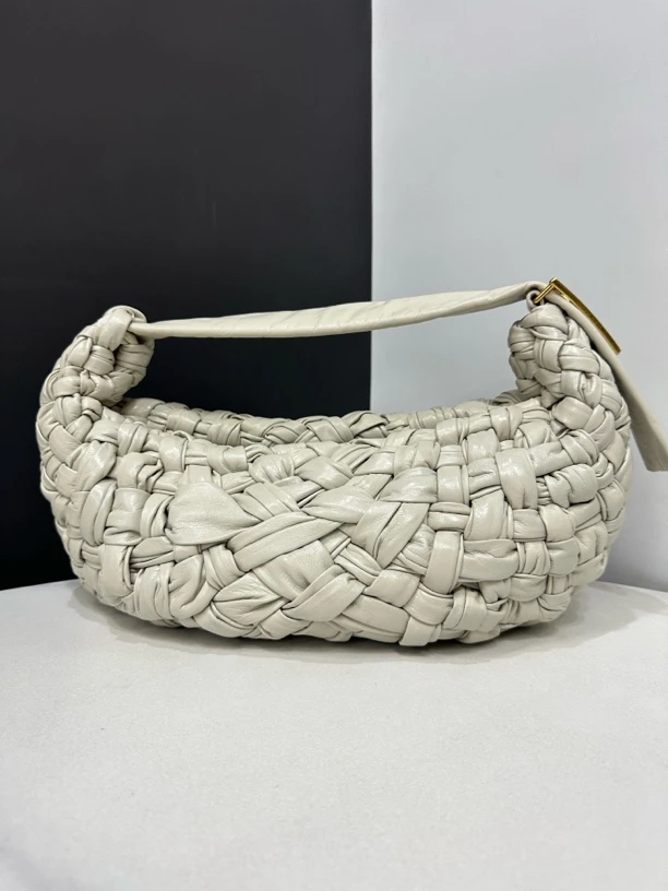 99新 BOTTEGA VENETA/葆蝶家 banana编织hobo包33cm/JJ5031103