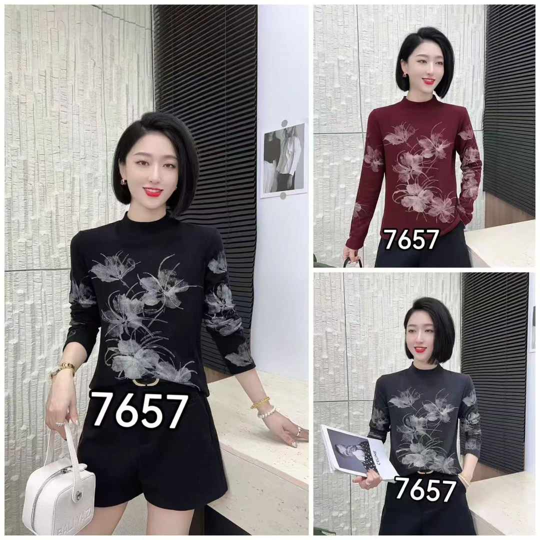 7657新款中老年定位花妈妈竖条绒高弹力时尚百搭打底衫