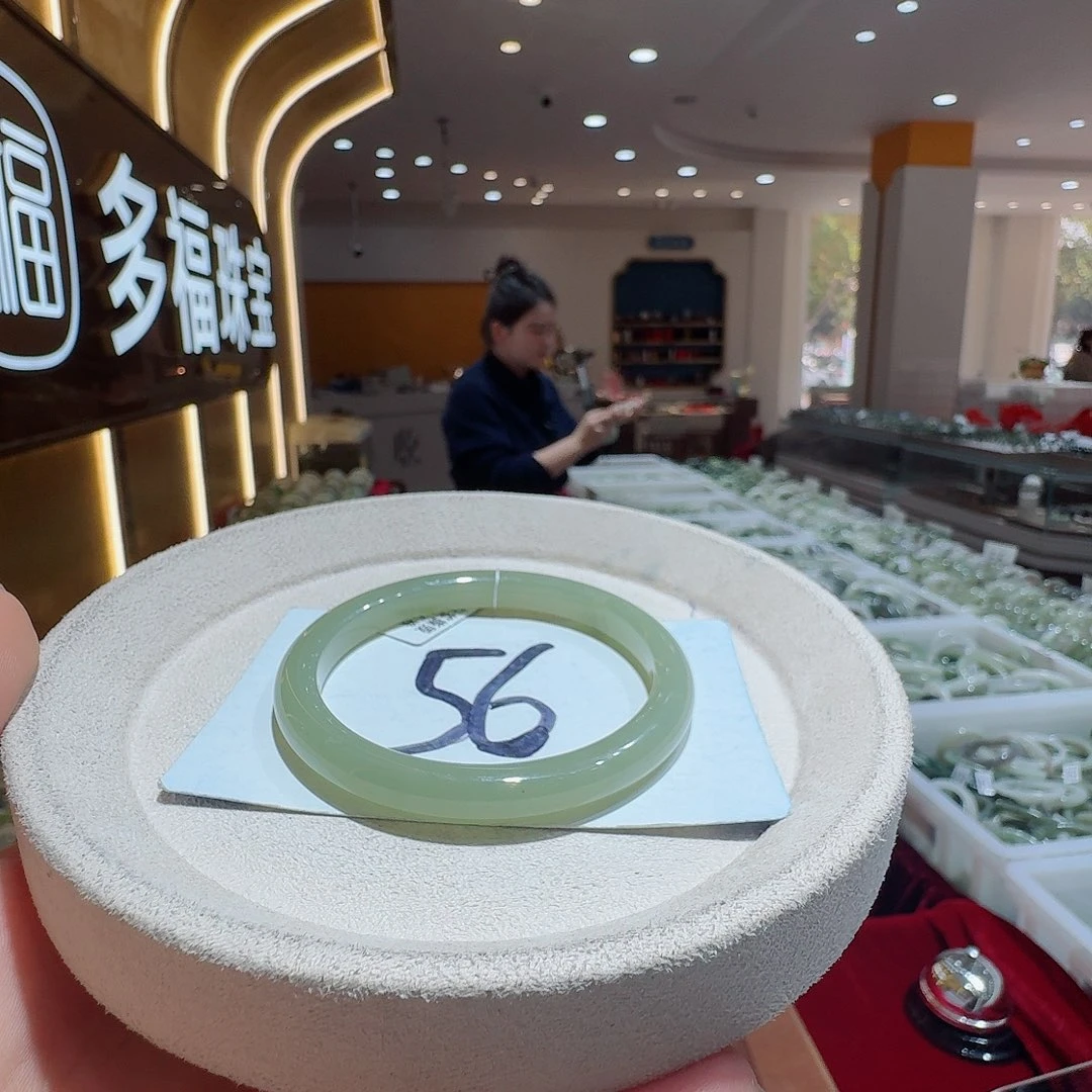 和田玉未镶嵌手镯129