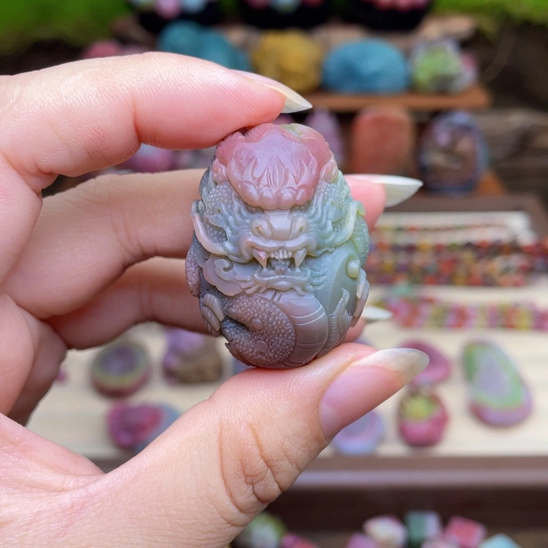 玛瑙/玉髓未镶嵌珠宝半成品盐源玛瑙苏工龙