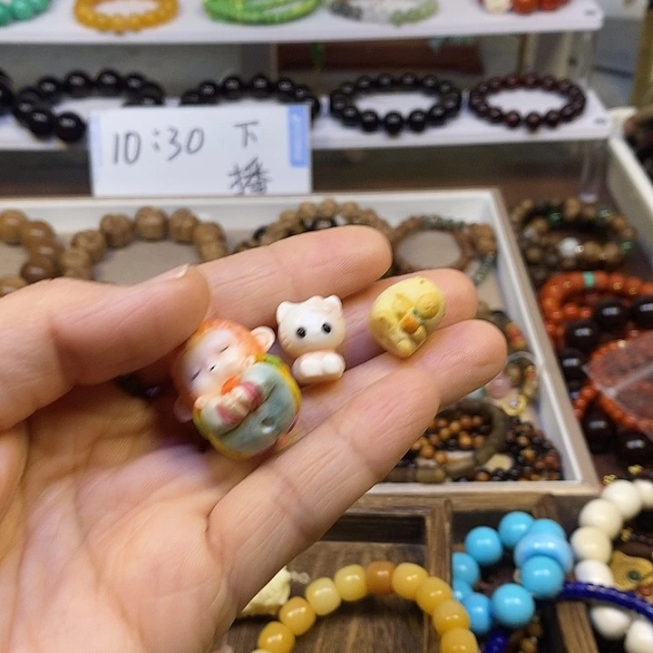 木向****?鹿角小配饰三个链接