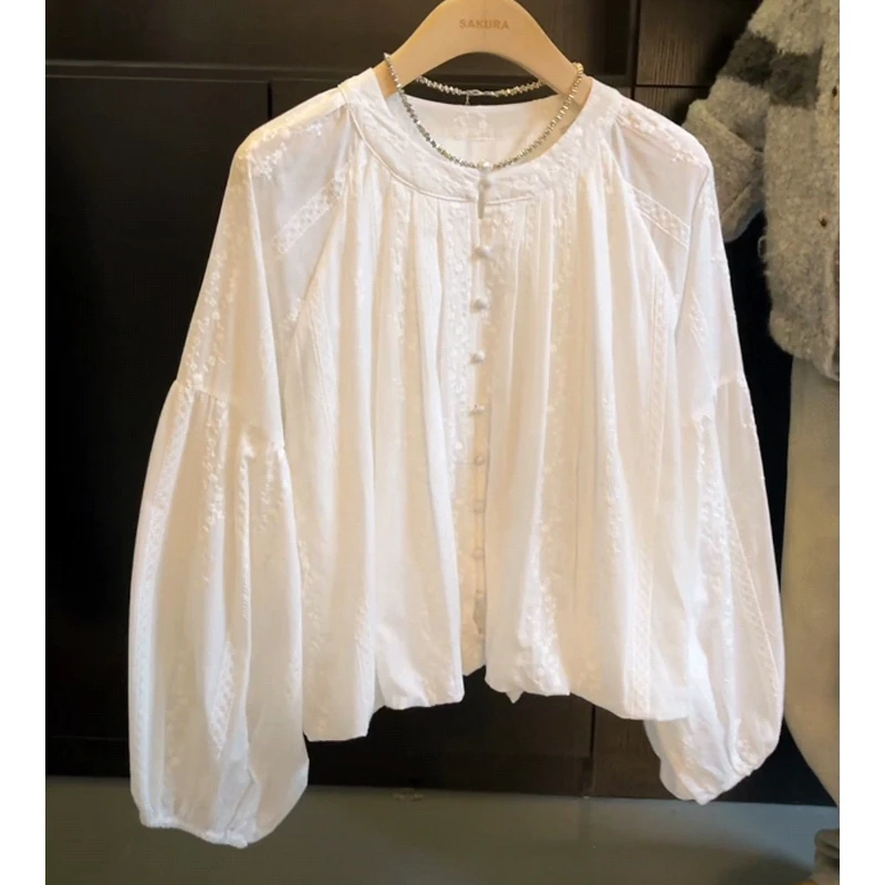 春季新款提花刺绣白色衬衫女长袖千金洋气娃娃衫森系时尚炸街上衣