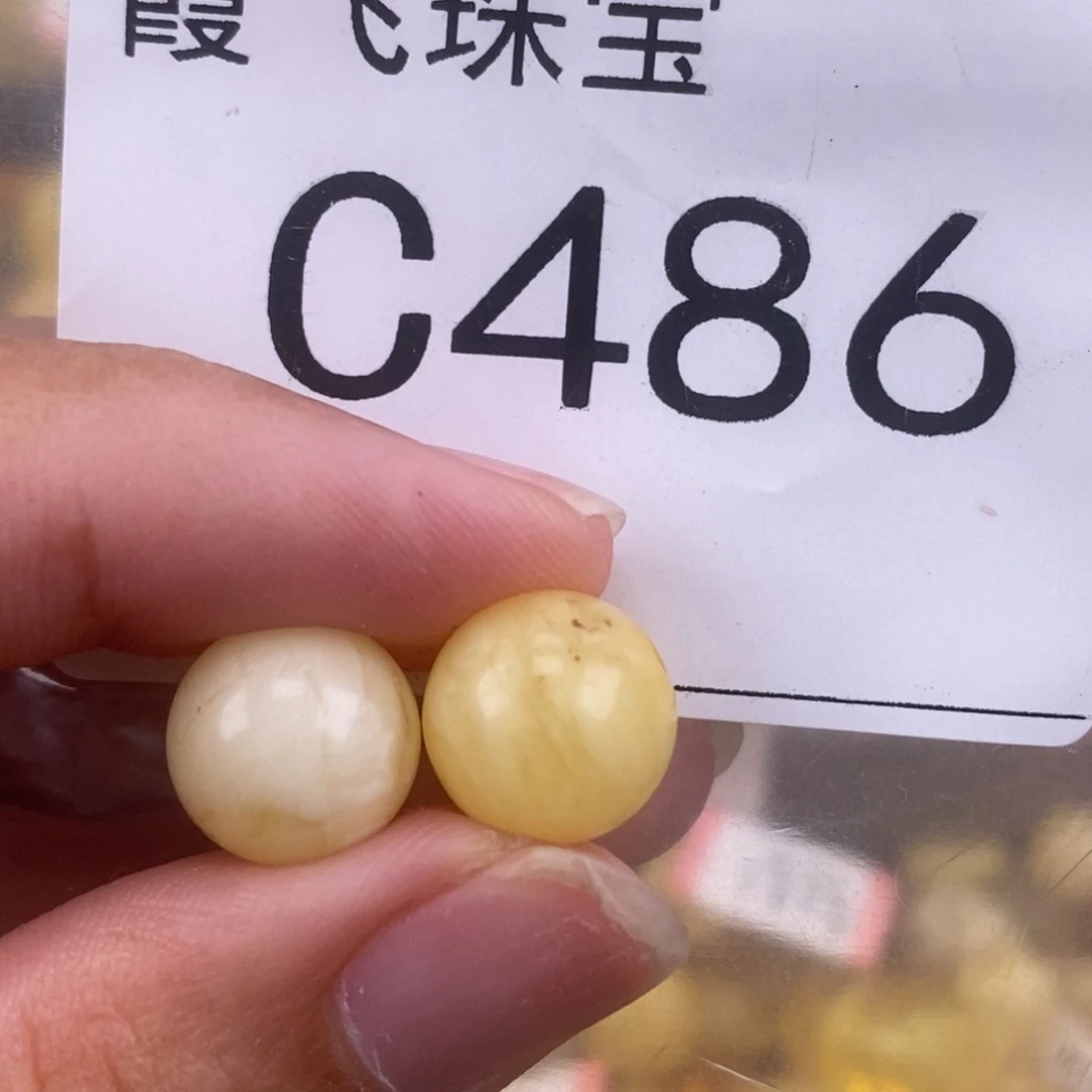 琥珀未镶嵌珠宝奇石11