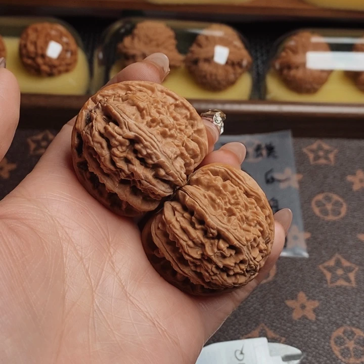 把件文玩核桃11号41白