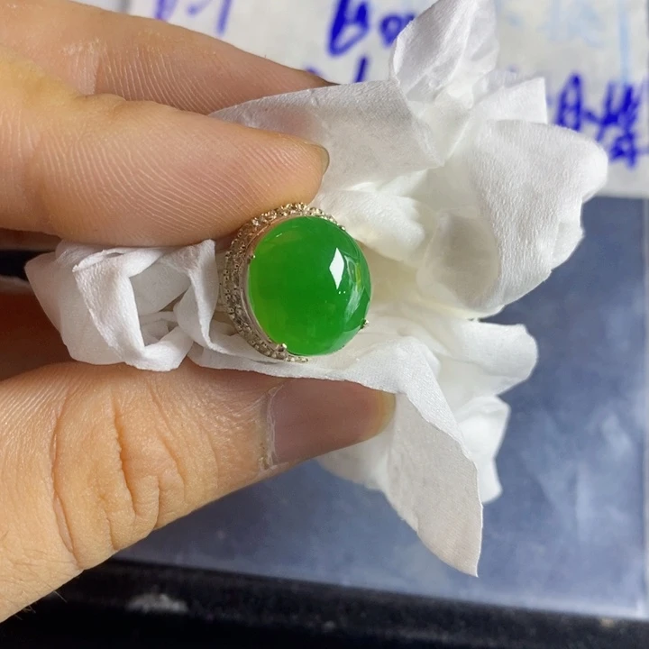 定制翡翠未镶嵌定制翡翠未镶嵌