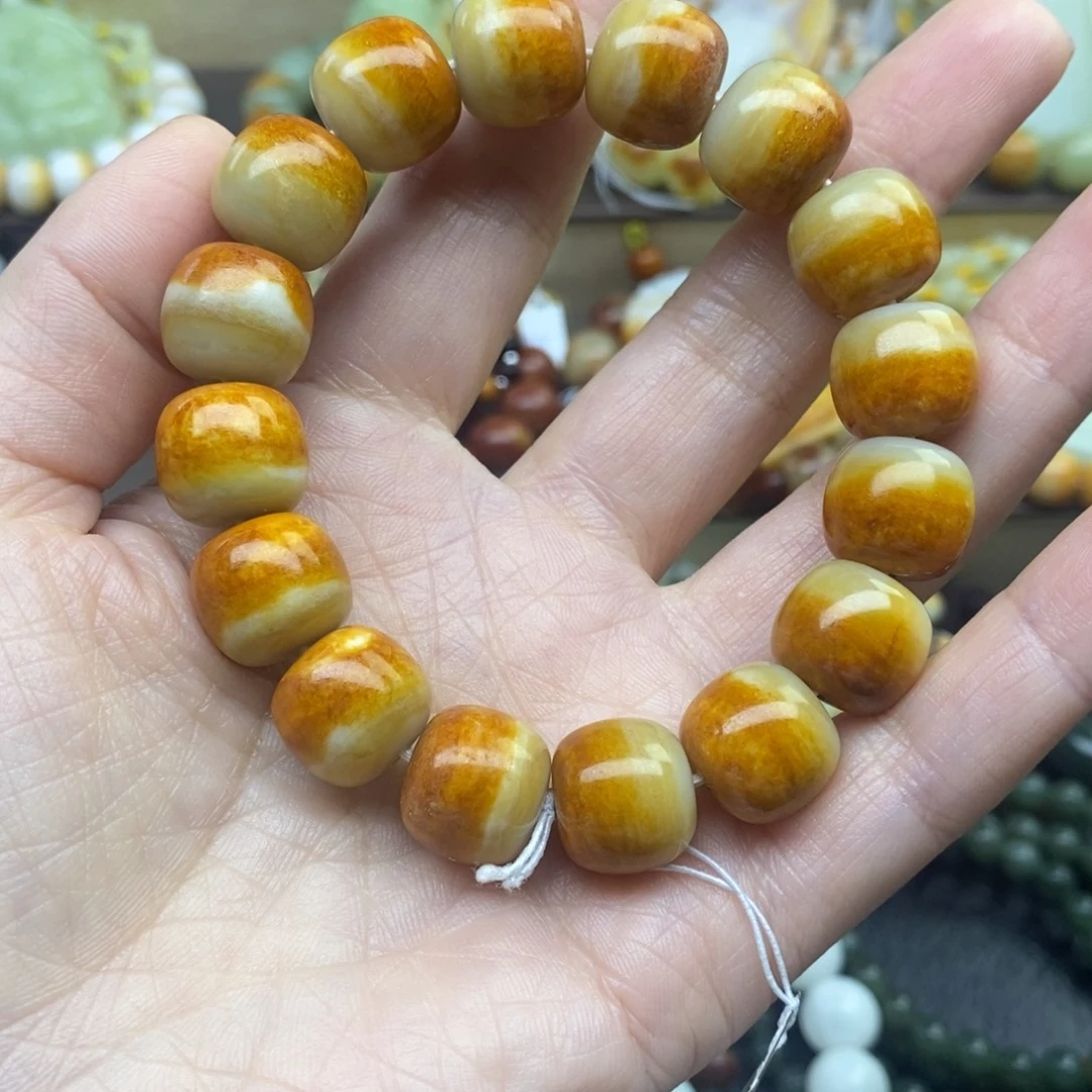 透闪石质玉未镶嵌手串