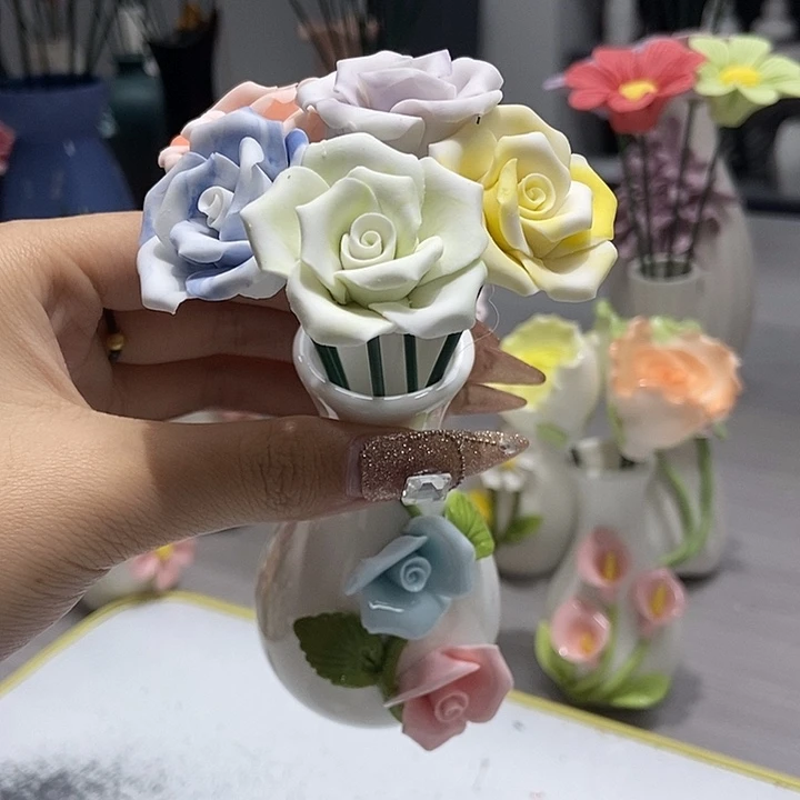 陶瓷纯手工捏花设计