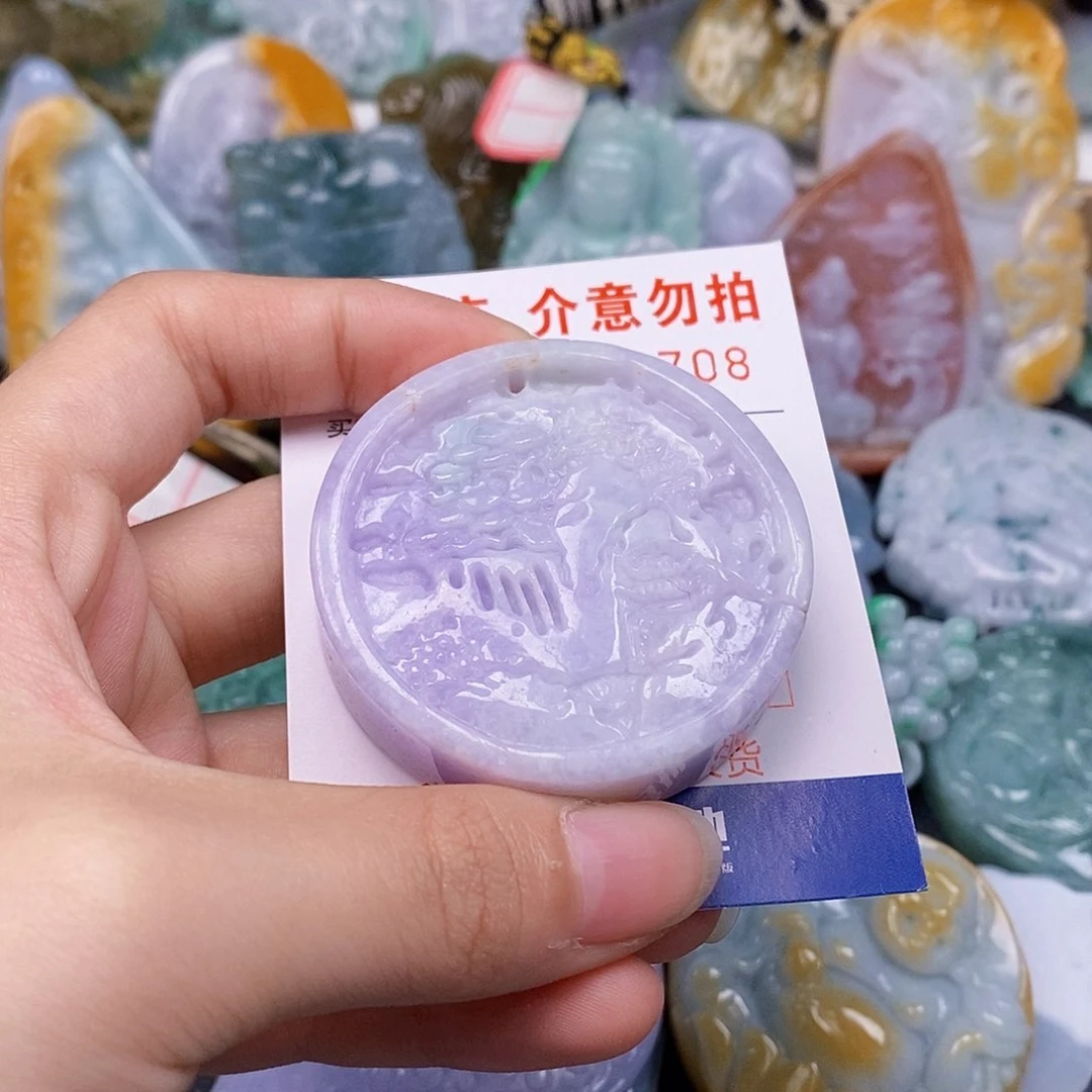 吊坠(不含链)未镶嵌翡翠