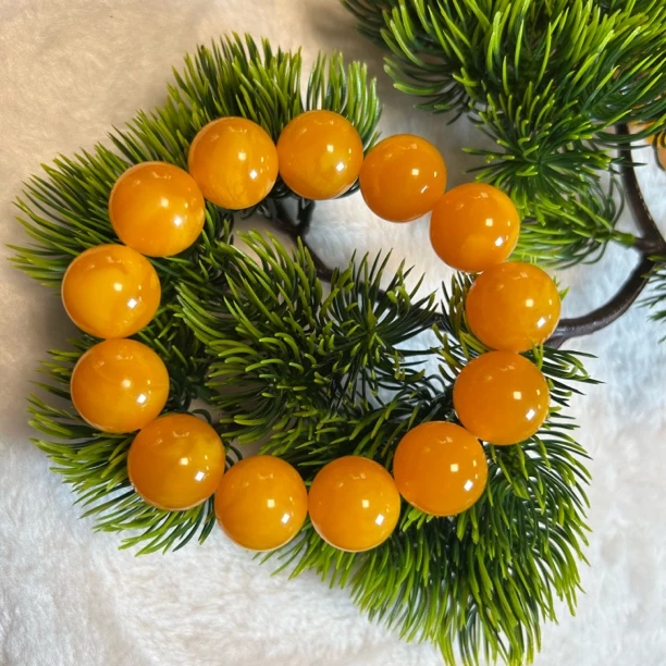 w140藏族精工打磨蜜糖红手串18