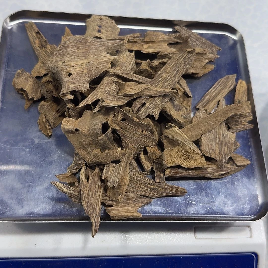 沉香沉香枕沉香碎屑