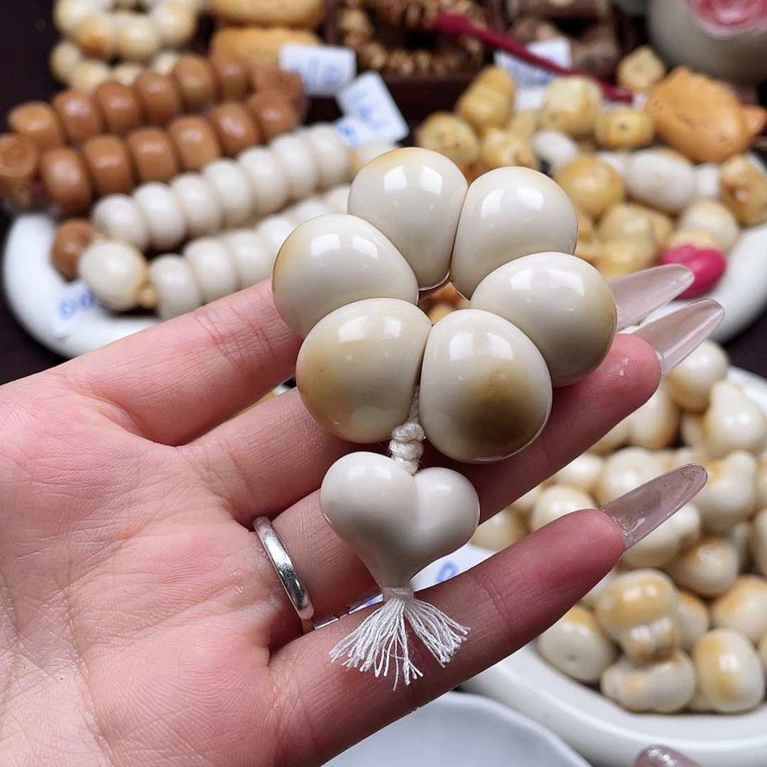 吊坠白玉菩提一串成品c