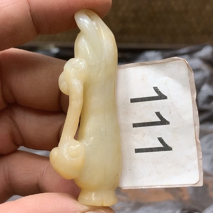 未镶嵌和田玉挂件