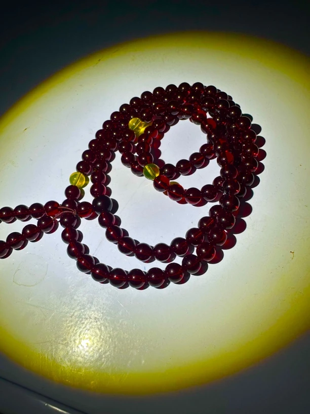 ML0051血珀108珠（无礼盒）