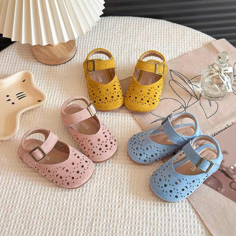 女童凉鞋2025夏季新款时尚韩版百搭公主鞋女童洋气镂空透气勃肯鞋