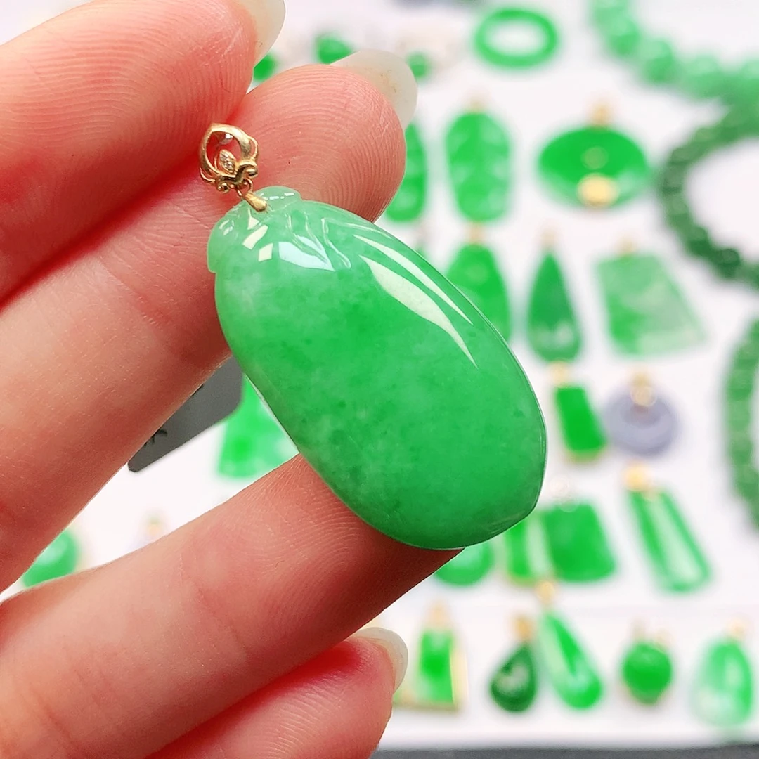 吊坠(不含链)18K金镶嵌翡翠