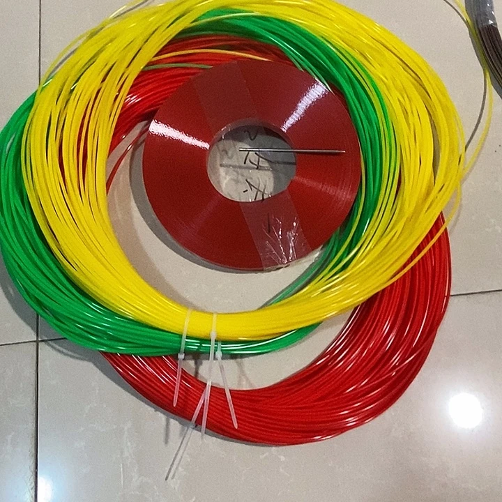 藤条2斤三个颜色塑钢带开二半斤不开收口针一个钢丝5米