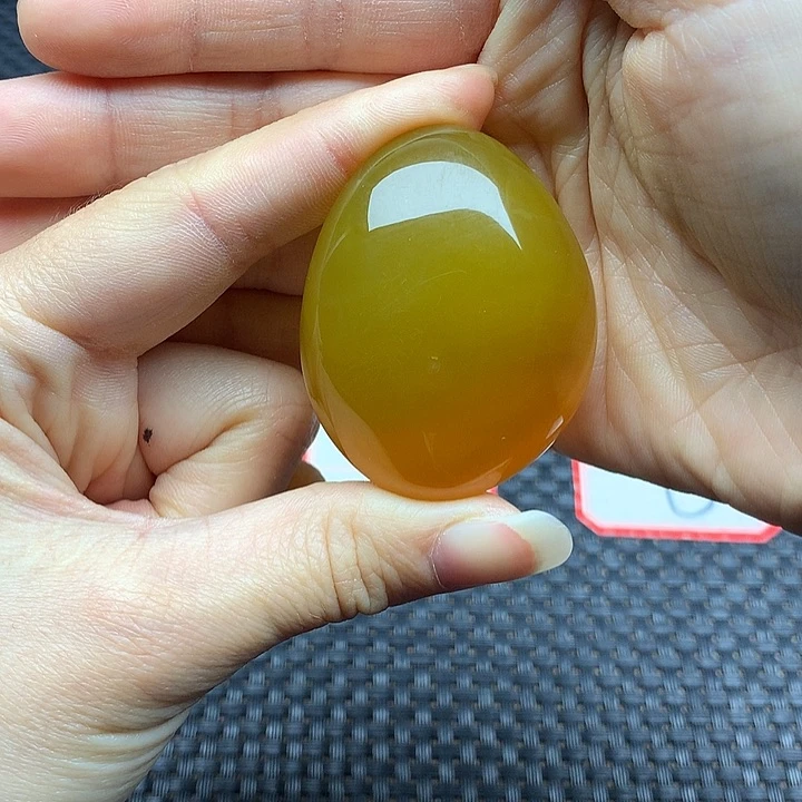 玛瑙/玉髓玛瑙未镶嵌淡**志