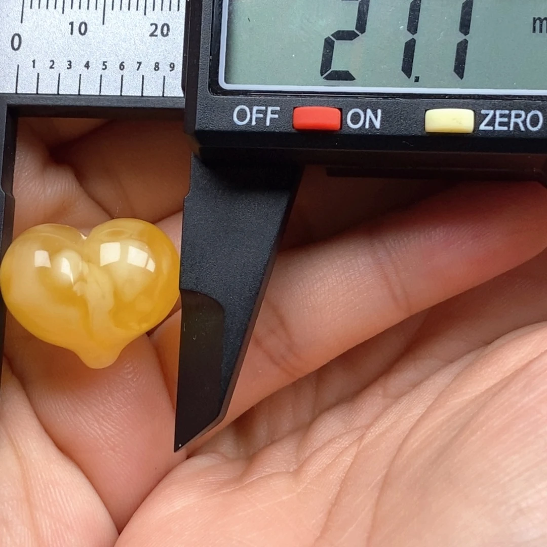 琥珀未镶嵌珠宝奇石蜜蜡屁桃