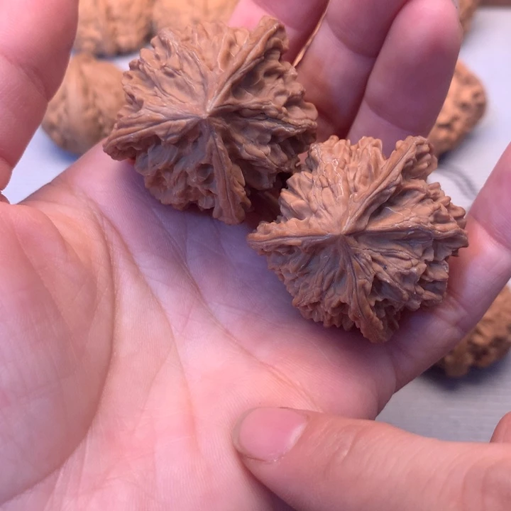 把件文玩核桃全品盘山三棱38