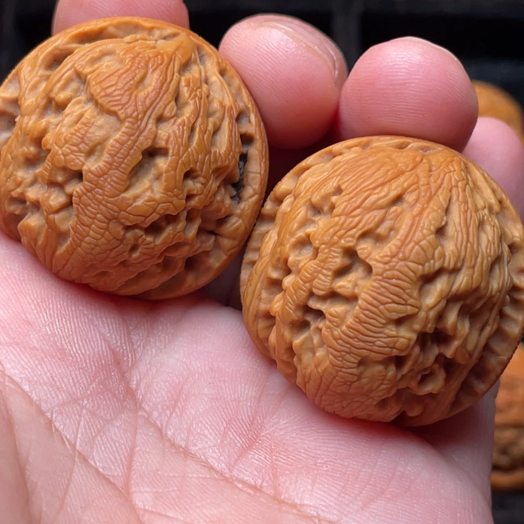 文玩核桃把件34尺寸龙珠