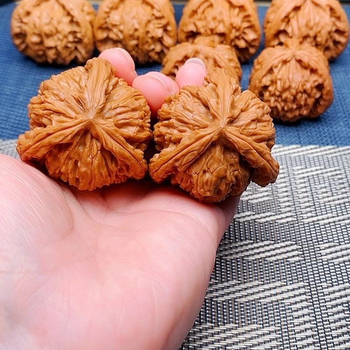 朝***你吊坠文玩核桃三棱