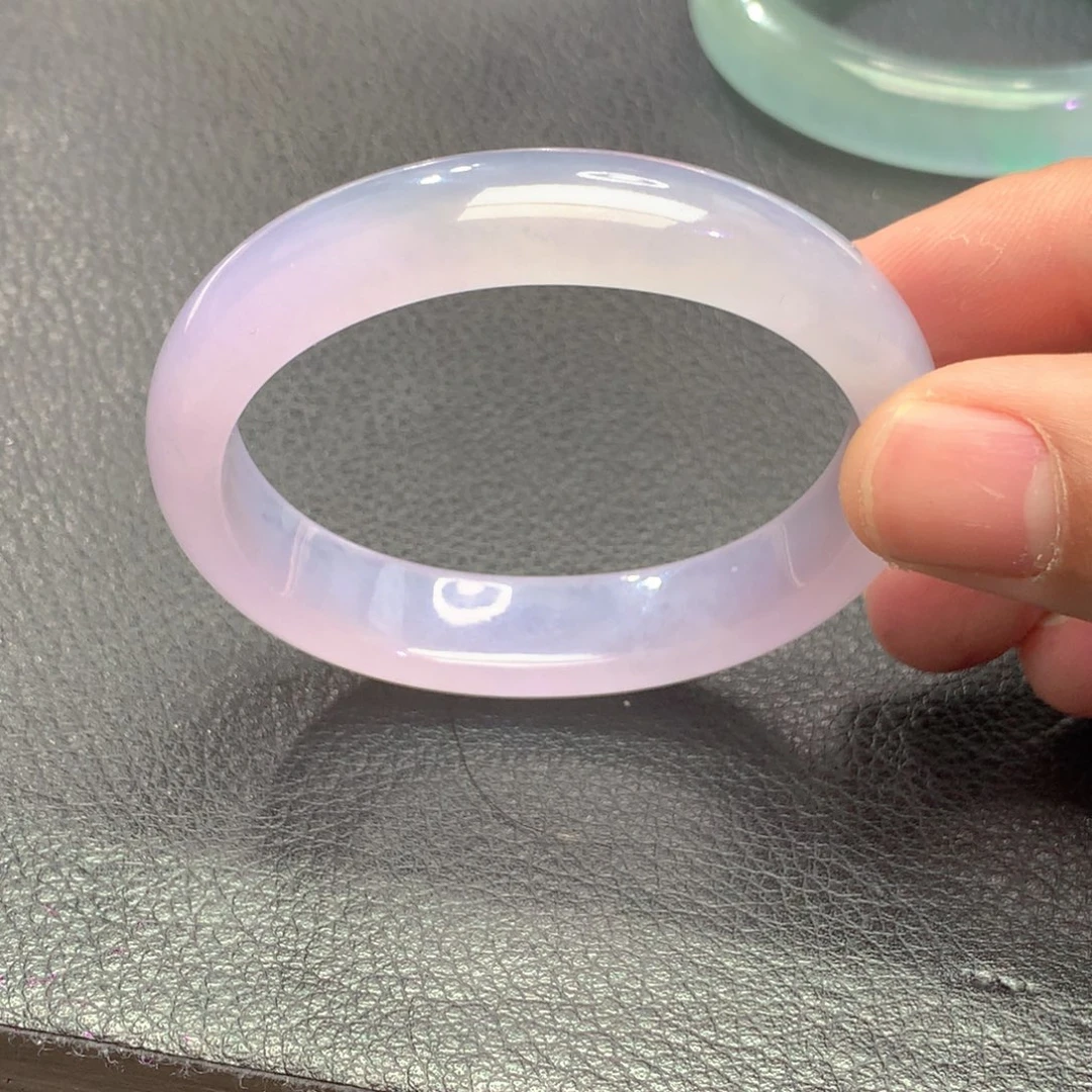 翡翠未镶嵌手镯贵妃