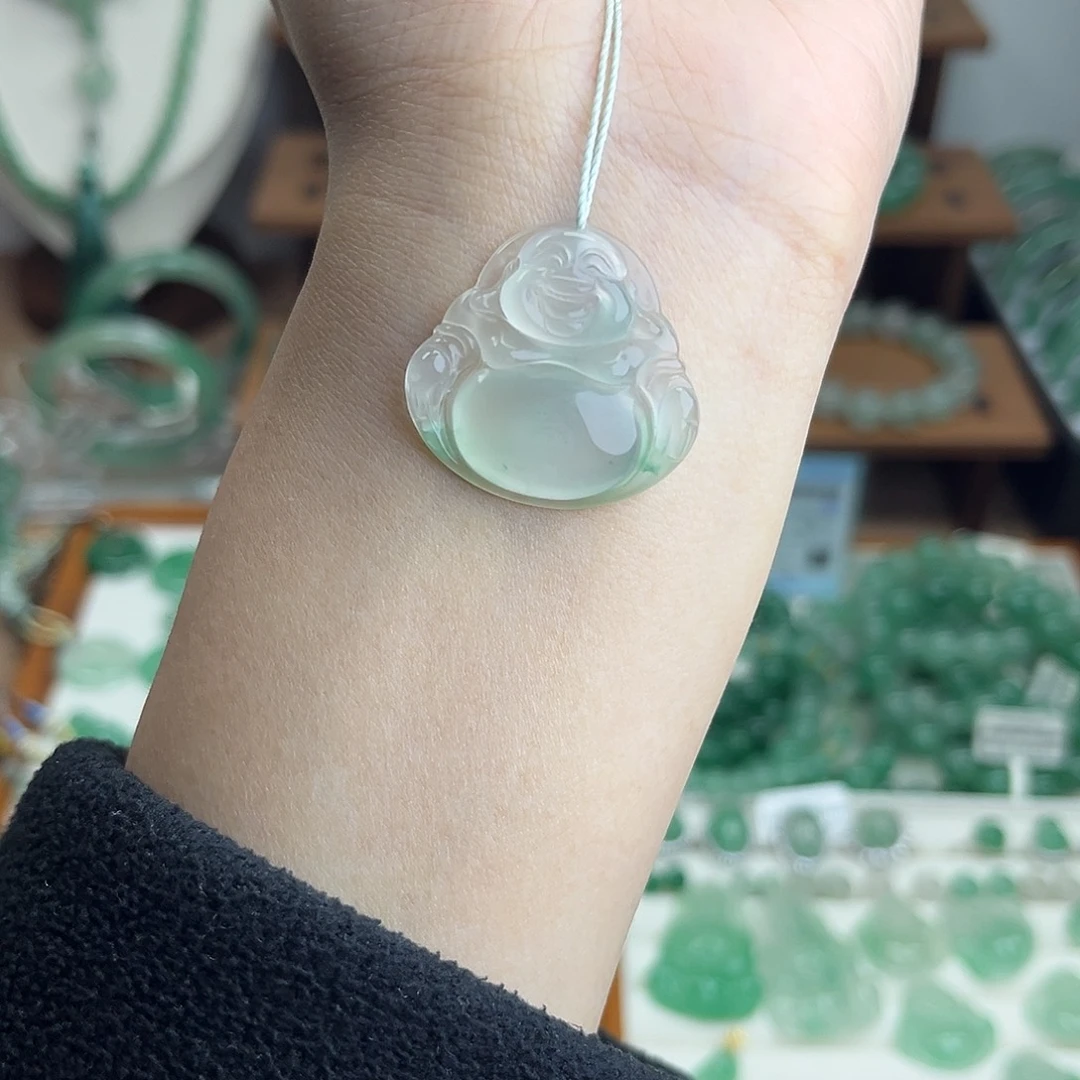 石英质玉（非洲翠）未镶嵌吊坠(不含链)佛公